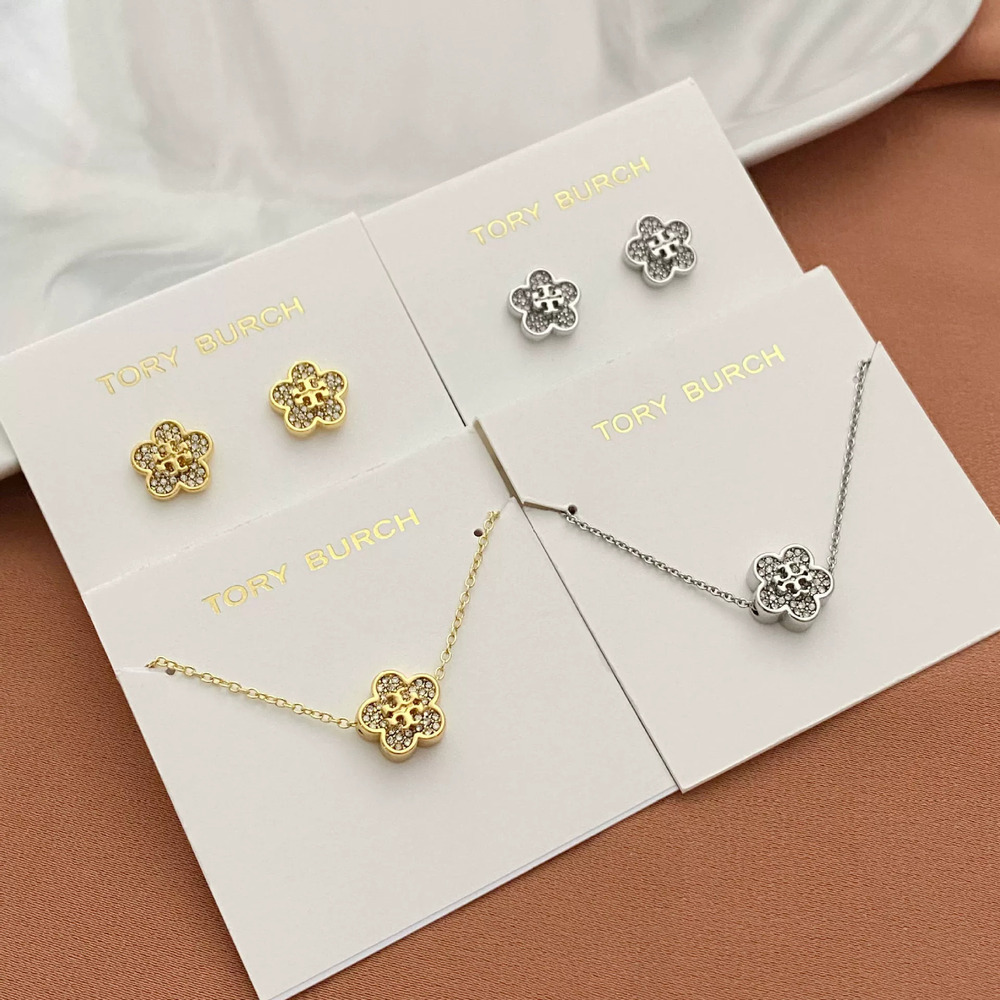 Tory Burch Diamond Flower Stud Earrings Pendant Necklace Set